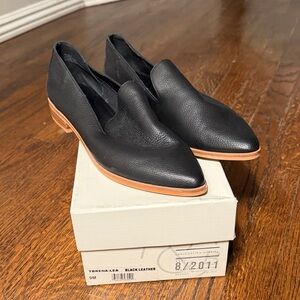 Treasure & Bond Black Leather Women's Flats